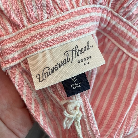 NWT!! Striped Rose and White color Sleeveless Halter Top, Universal Thread (XS) - Picture 12 of 13